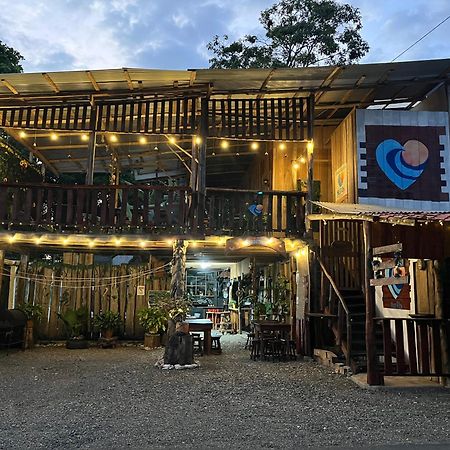 Hostel Rustico Marabi Tárcoles Ngoại thất bức ảnh
