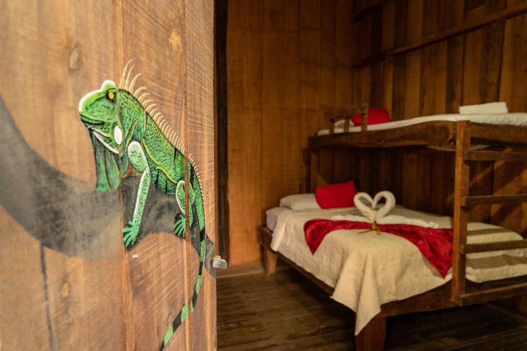 Hostel Rustico Marabi Tárcoles Ngoại thất bức ảnh