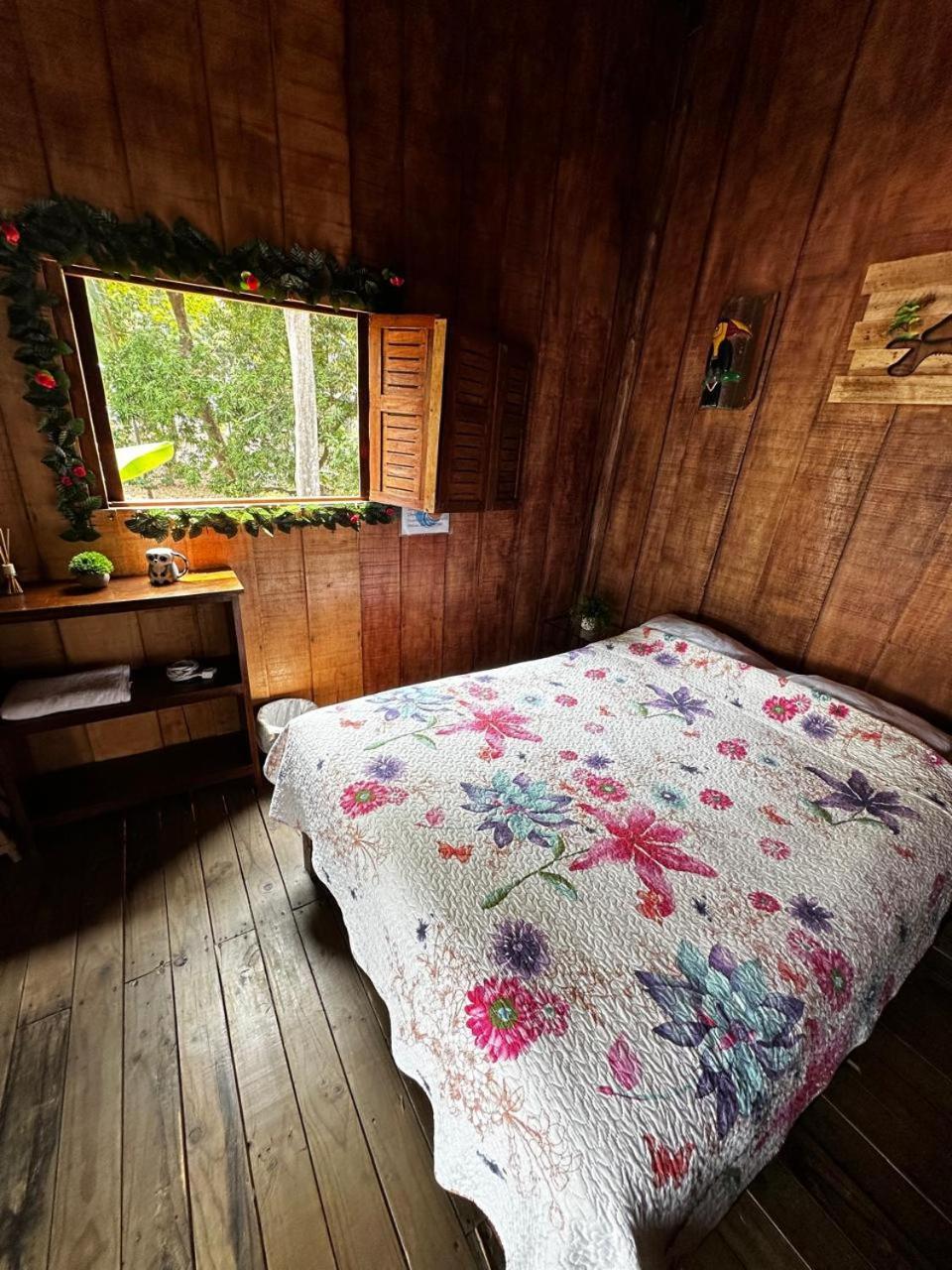 Hostel Rustico Marabi Tárcoles Ngoại thất bức ảnh