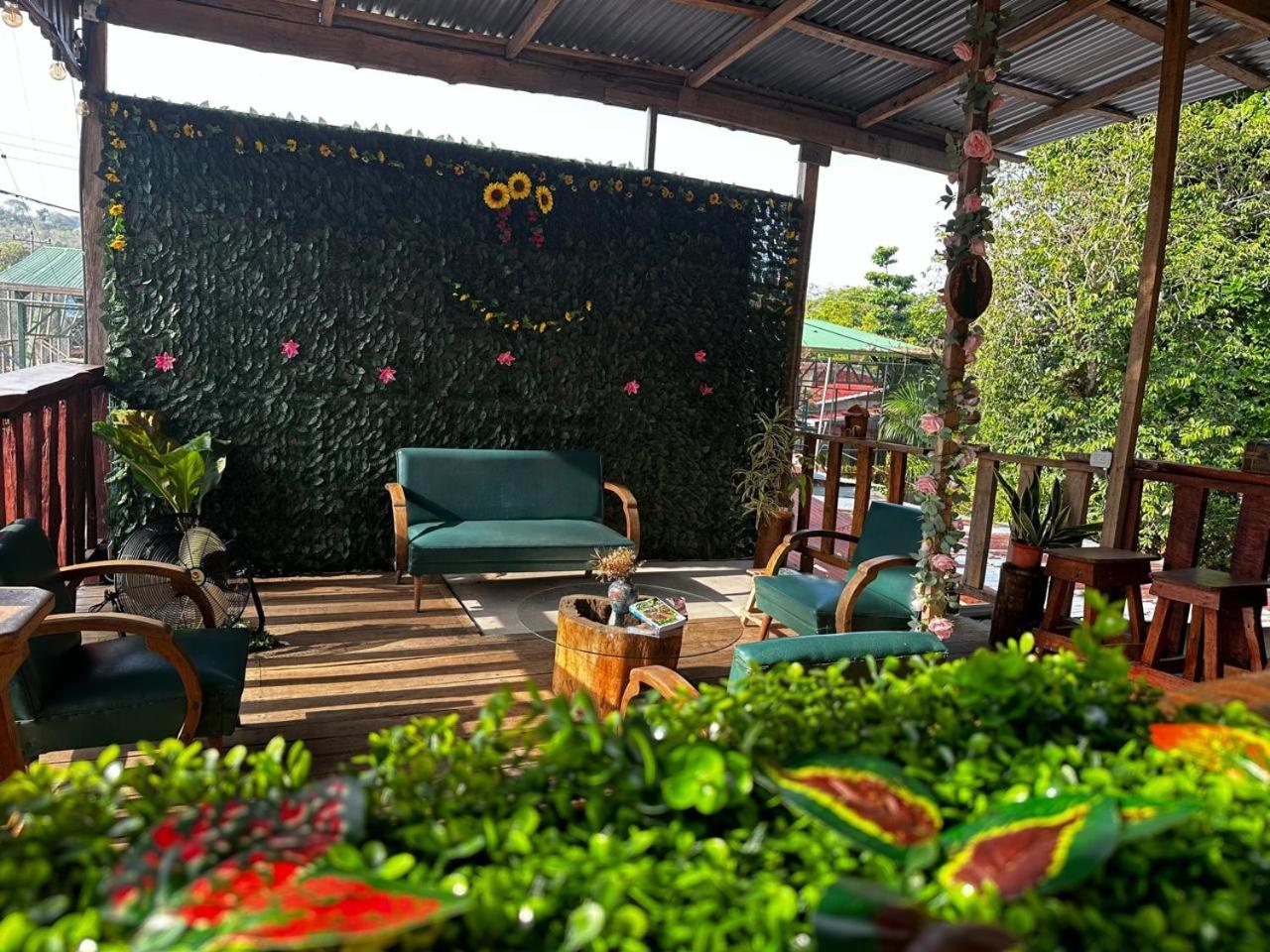 Hostel Rustico Marabi Tárcoles Ngoại thất bức ảnh